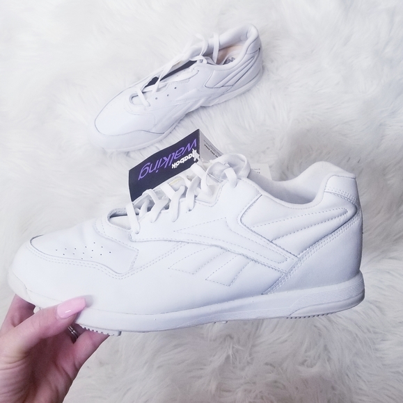 Reebok Shoes - Reebok Vintage White Walking Shoes